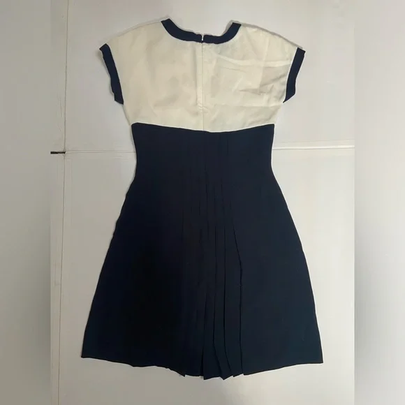 True 90’s vintage white and navy pleated dress - Picture 3 of 6